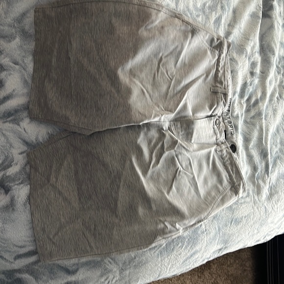 Cargo men’s shorts 34w/23l - Picture 1 of 1